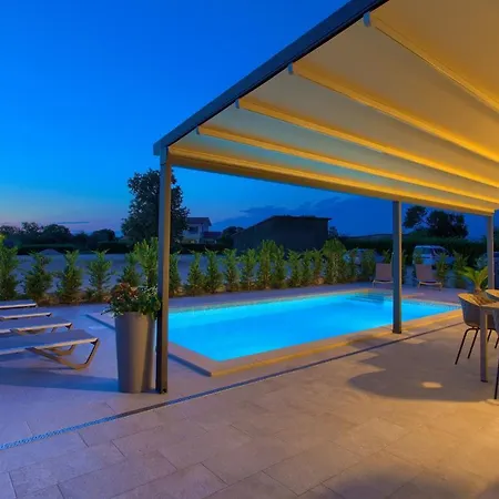 Villa Elegant